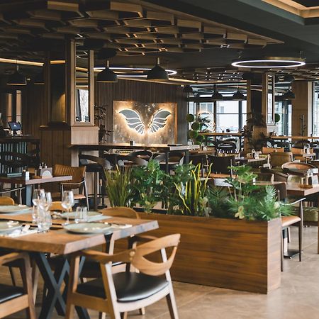 Bristol Hotel Подгорица Экстерьер фото