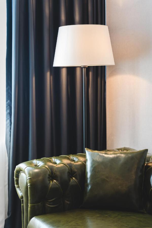 Bristol Hotel Подгорица Экстерьер фото