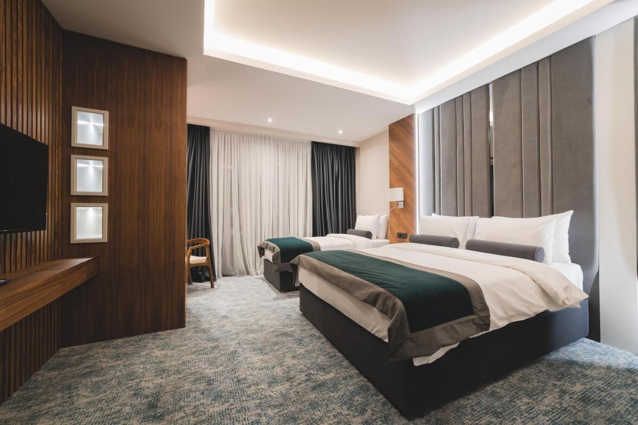 Bristol Hotel Подгорица Экстерьер фото